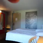 Ibis Centre - La Cite 3*