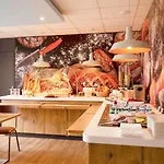 Ibis Centre - La Cite 호텔 3*