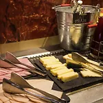 Ibis Centre - La Cite Отель Каркассон