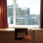 Ibis Centre - La Cite Отель 3*