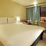 Отель Ibis Centre - La Cite