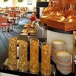 Ibis Centre - La Cite Отель