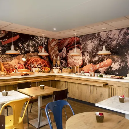 Ibis Centre - La Cite Каркассон