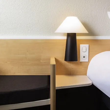 Отель Ibis Centre - La Cite 3*