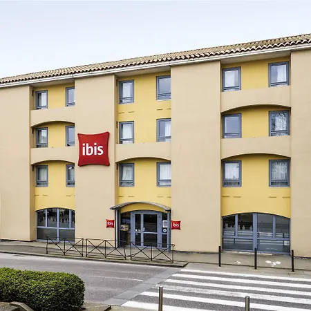 Отель Ibis Centre - La Cite Каркассон