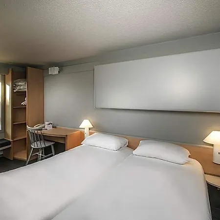 Hotel Ibis Centre - La Cite
