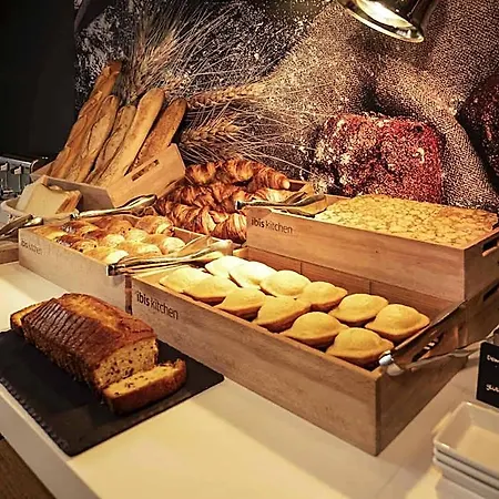 Ibis Centre - La Cite 3*