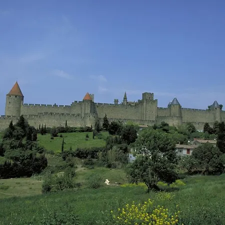 Ibis Centre - La Cite 3*