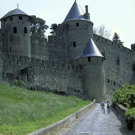 Szálloda Ibis Centre - La Cite Carcassone