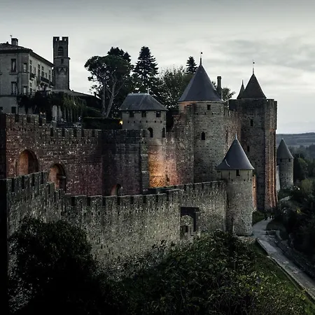 Ibis Centre - La Cite 3*