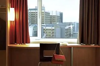 Ibis Centre - La Cite ホテル 3*