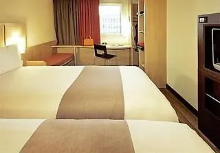 Отель Ibis Centre - La Cite Каркассон