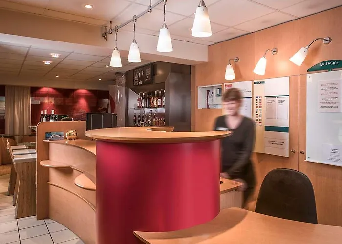 Отель Ibis Centre - La Cite Каркассон