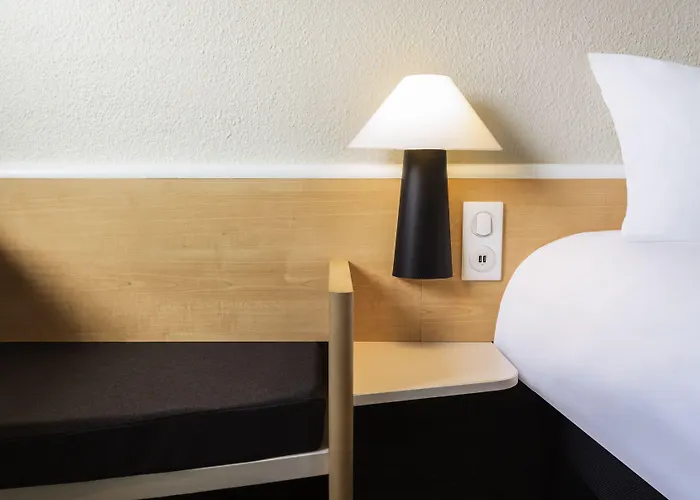 호텔 Ibis Centre - La Cite 3*