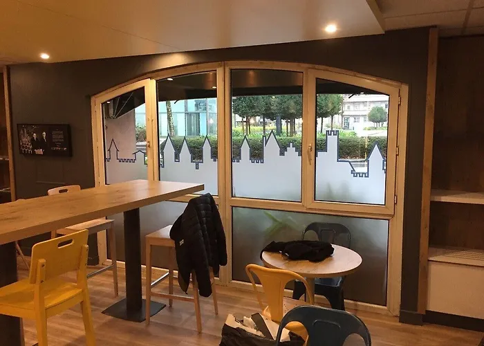 Ibis Centre - La Cite Отель