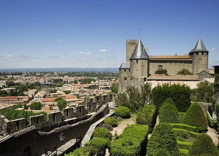 Ibis Centre - La Cite Отель Каркассон