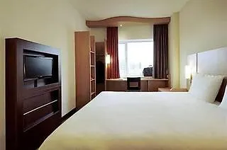 Ibis Centre - La Cite Отель Каркассон